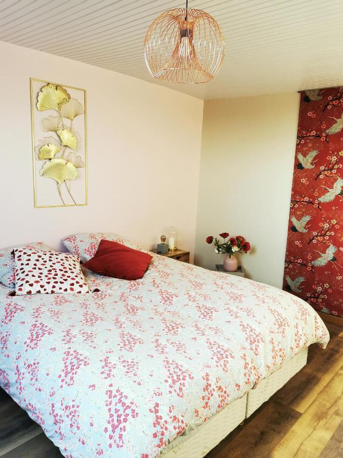 לינה וארוחת בוקר Bersaillin Domaine De L'Esperance, Chambre Rose מראה חיצוני תמונה